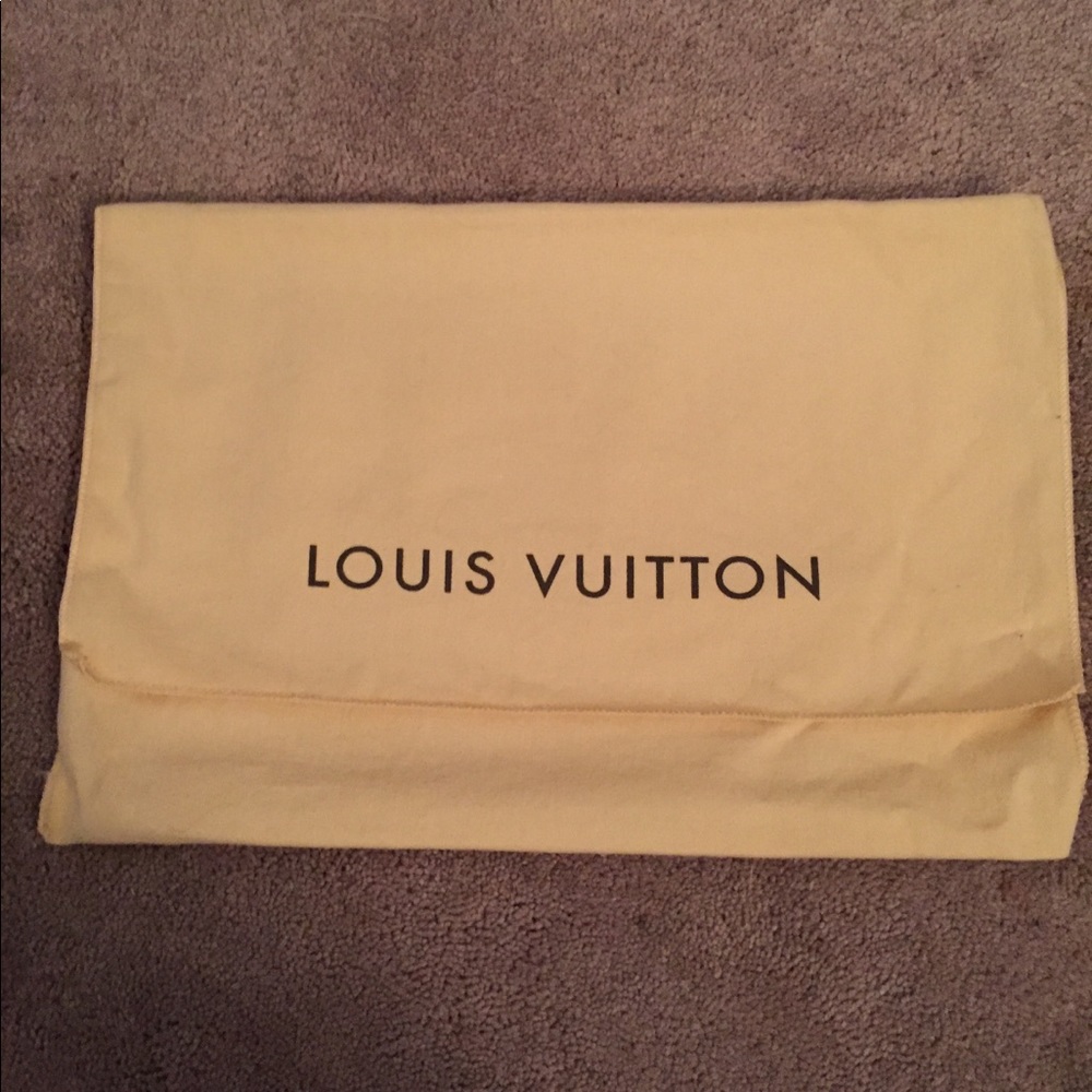 Louis Vuitton Dustbag 13” x 9”